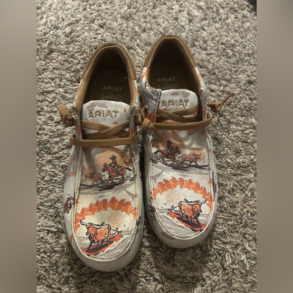 Arait Hilo Shoe